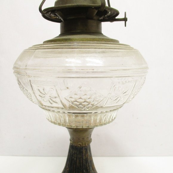 Vintage Metal Pedestal Base Oil Glass lamp - Picture 2 of 12